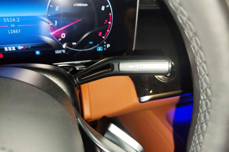 Used Mercedes-Benz Maybach S-Class 2024 S 480 4MATIC Gear Lever