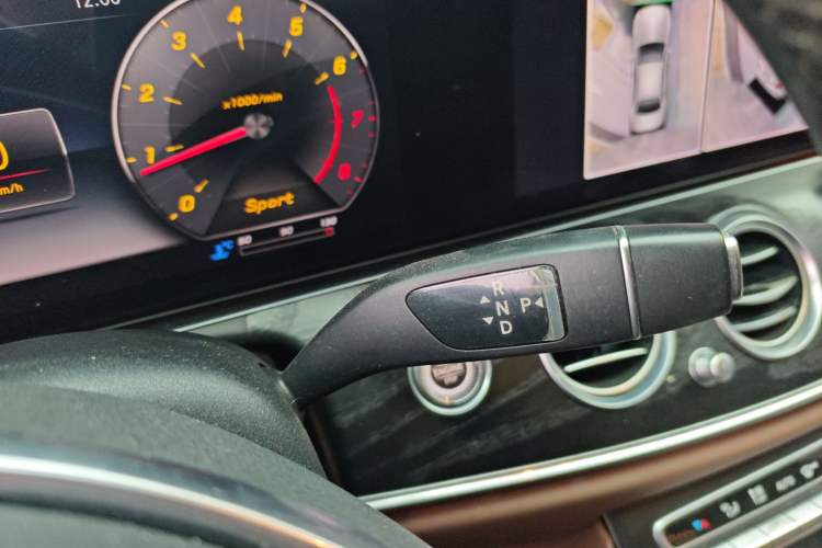 Used Mercedes-Benz E-Class 2018 Facelift E 200 L Sport Edition