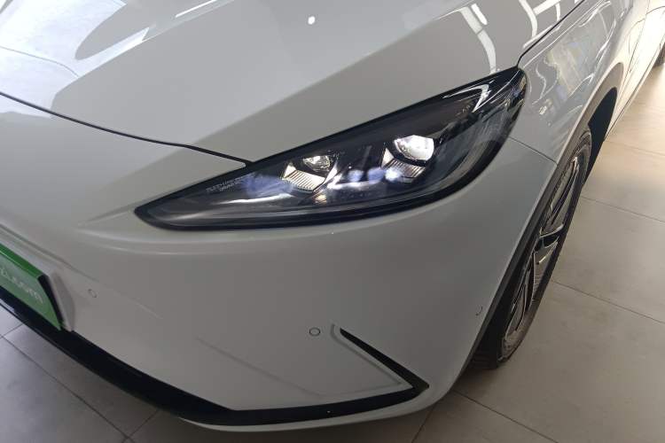 Used ARCFOX Alpha S6 2025 735MAX 175kW