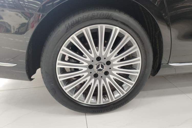 Used Mercedes-Benz E-Class 2020 E 300 L Stylish Model