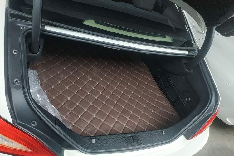 Used Mercedes-Benz CLS 2012 CLS 300 CGI
