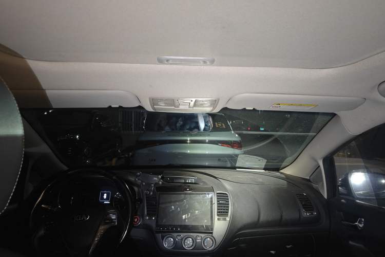 Used Kia K3 2016 1.6L Automatic GLS Headliner