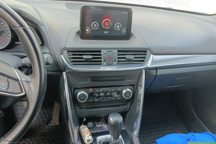 Used Mazda CX-4 2018 2.0L Automatic Two-Wheel Drive Blue Sky Luxury Edition
