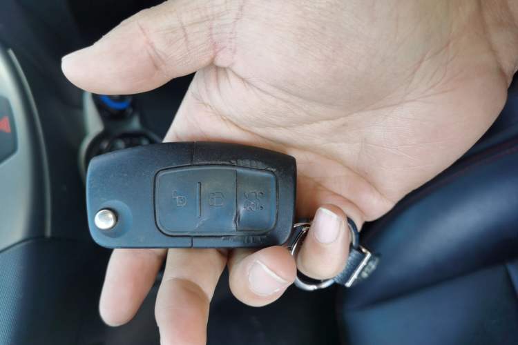 Used Ford Fiesta 2013 Hatchback 1.5L Manual Fashion Edition
