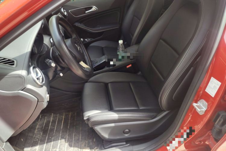 Used Mercedes-Benz GLA 2016 GLA 200 Fashion Model Left Front Seat