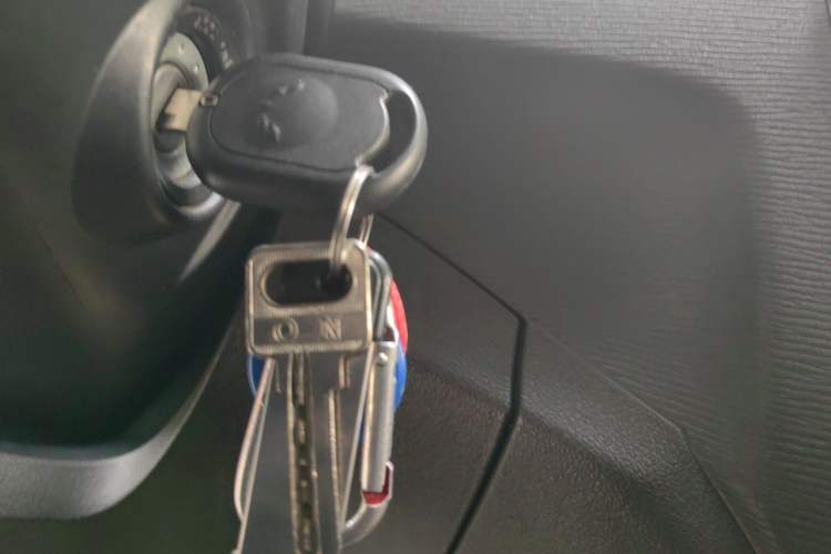 Used Wuling Hongguang 2014 1.5L Standard Version