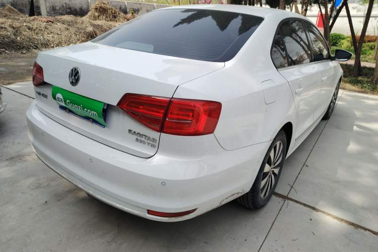 Used Volkswagen Sagitar 2018 1.6L Automatic Comfort Model Rear Right 45 Deg