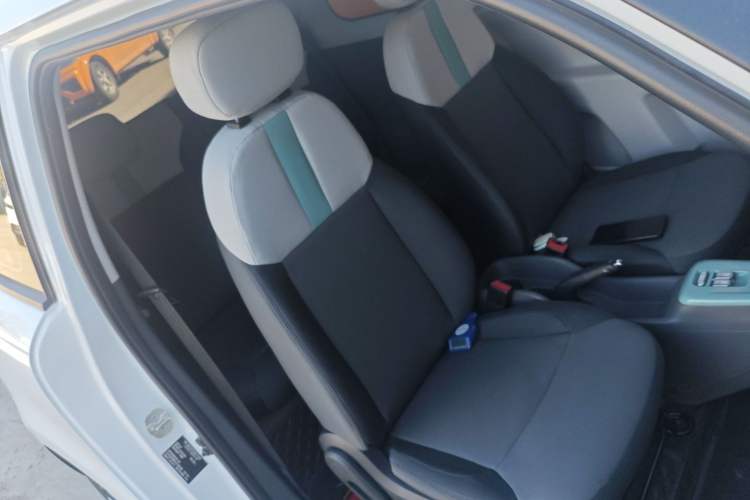 Used CHANGAN NEVO Lumin 2024 205km Launch Edition Right Front Seat