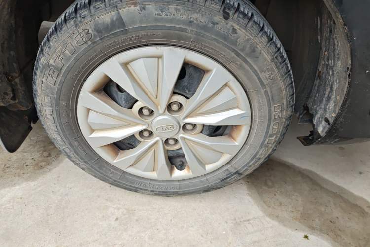 Used JAC Refine M3 2018 IKEA Edition 1.6L Luxury Model