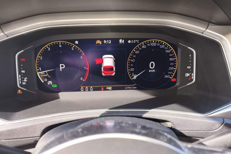 Used Volkswagen T-ROC 2022 280TSI DSG Two-Wheel Drive R-Line Pro PLUS
