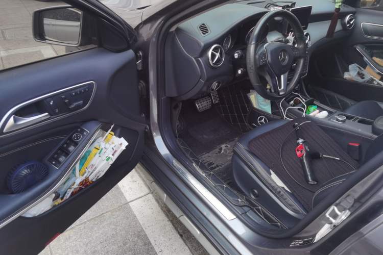 Used Mercedes-Benz GLA 2015 GLA 220 4MATIC Fashion Model