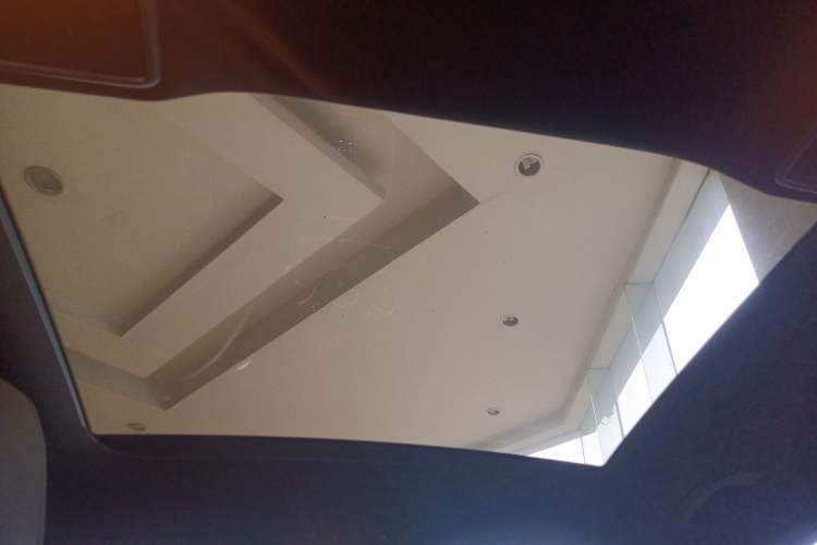 Used Mercedes-Benz GLC 2021 GLC 260 L 4MATIC Dynamic Edition Headliner