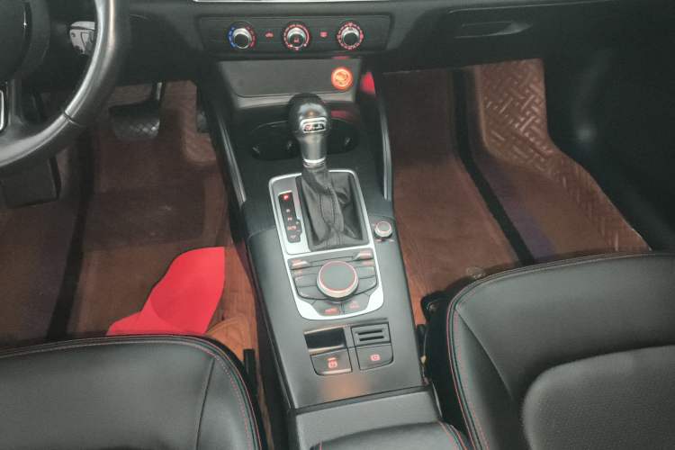 Used Audi A3 2014 Sportback 35 TFSI Automatic Style Edition Gear Lever