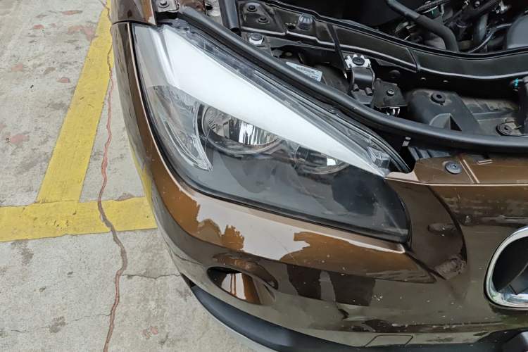 Used BMW X1 2015 sDrive18i Fashion Upgrade Edition Right Front Headlight