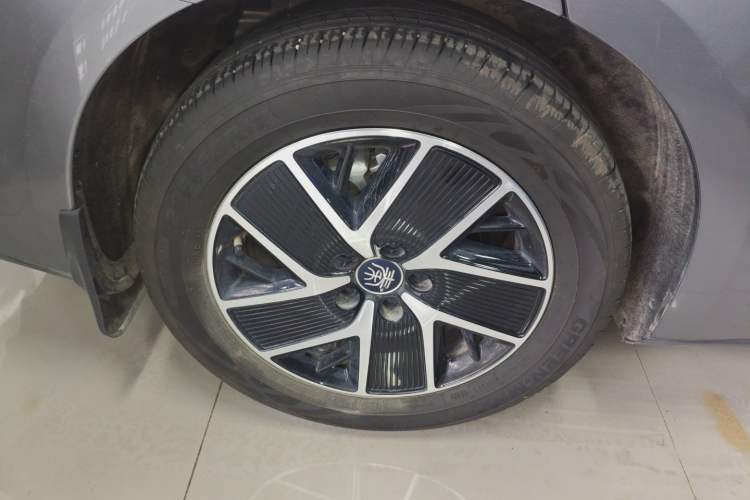 Used BYD Qin L 2024 DM-i 120KM Leading Model Exterior 5