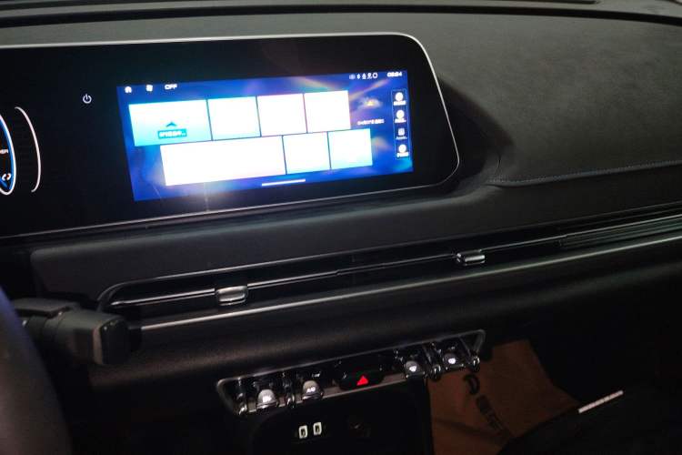 Used ORA Good Cat 2021 400km Standard Range Athena Edition Lithium Iron Phosphate Audio And AC Panel