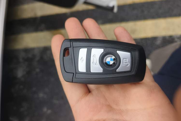 Used BMW 5 Series GT 2015 528i Leading Model