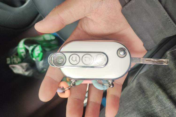 Used Wuling Hongguang MINIEV 2022 Macaron Premium Model – Lithium Iron Phosphate