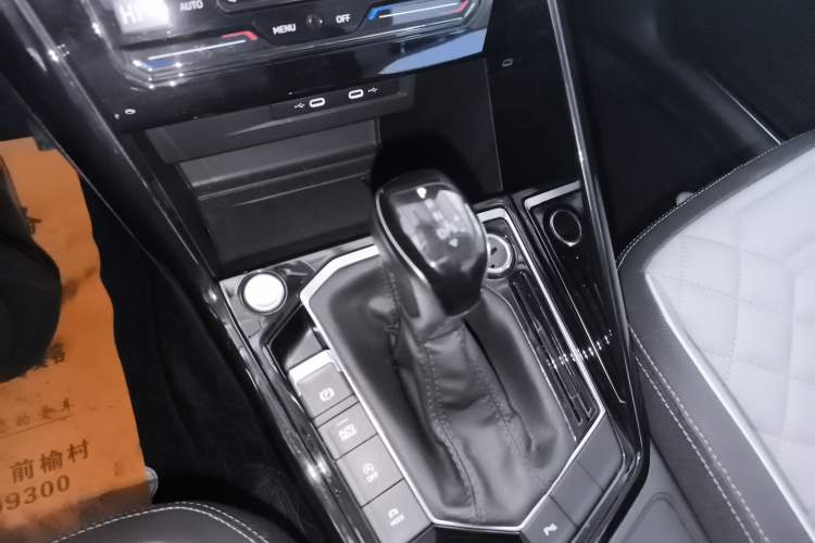 Used Volkswagen Tayron 2024 300TSI Two-Wheel-Drive Luxury Plus Advanced Version