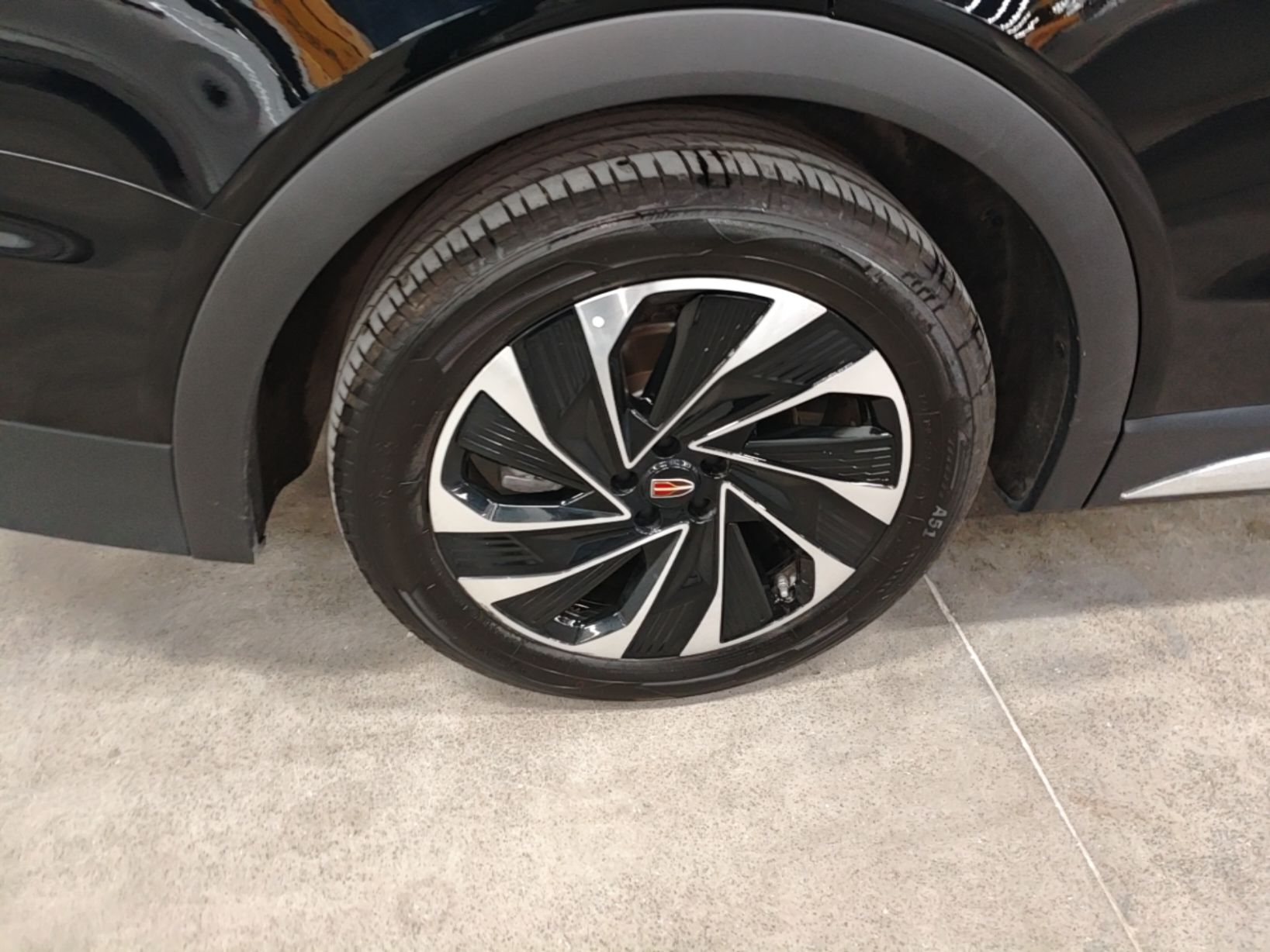 Hongqi HS7 PHEV 2024 2.0T PHEV Four-Wheel Drive Flagship Edition 7 Seats — снимка 11