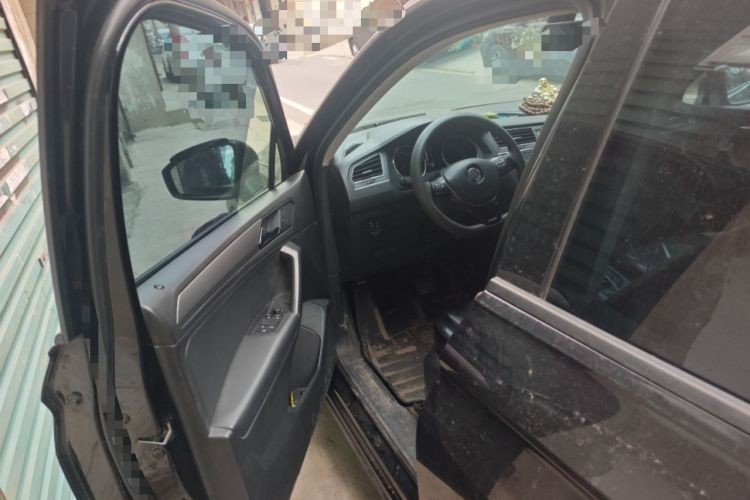 Used Volkswagen Tiguan L 2018 330TSI Automatic Two-Wheel Drive Luxury Edition Driver Seat