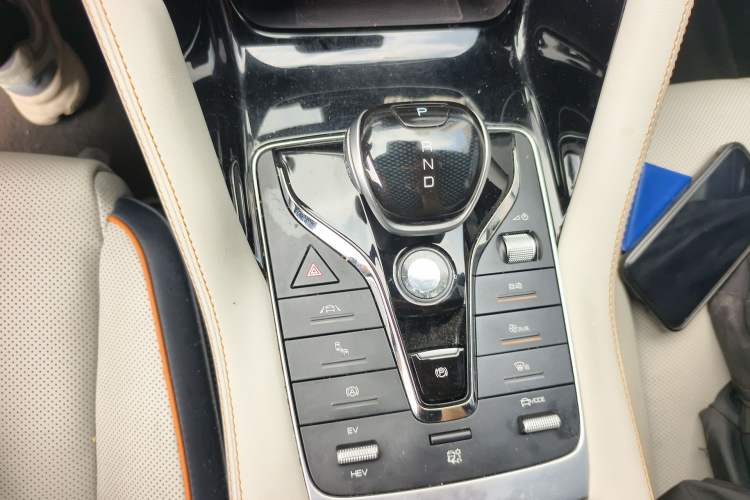 Used BYD Song PLUS New Energy 2021 DM-i 110KM Flagship PLUS Gear Lever