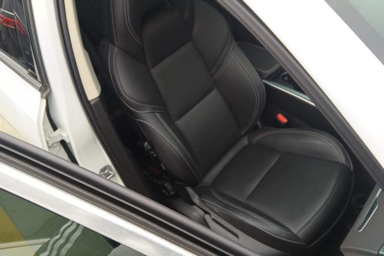 Used Lynk & Co 01 2017 2.0T Two-Wheel-Drive Version