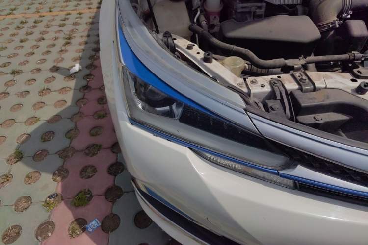 Used Toyota Corolla Hybrid E+ 2019 1.8L E-CVT Leading Edition Right Front Headlight