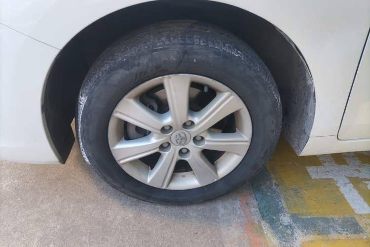 Used Toyota Verso 2014 Starlight 180E CVT Elite Edition