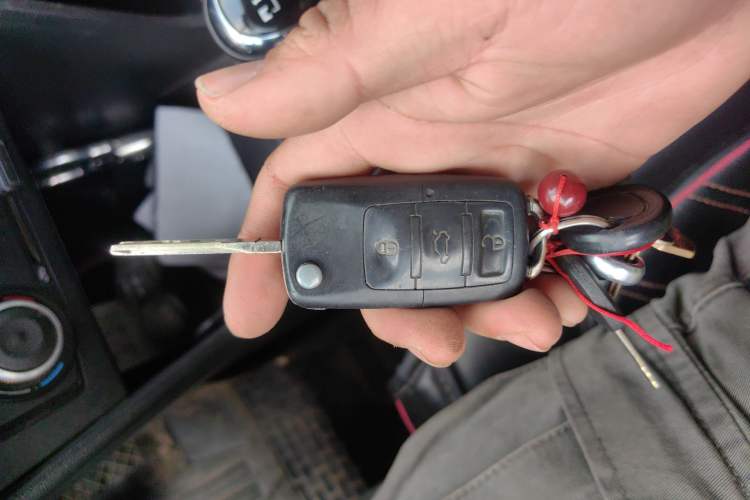 Used Volkswagen Santana 2015 1.4L Manual Fashion Edition
