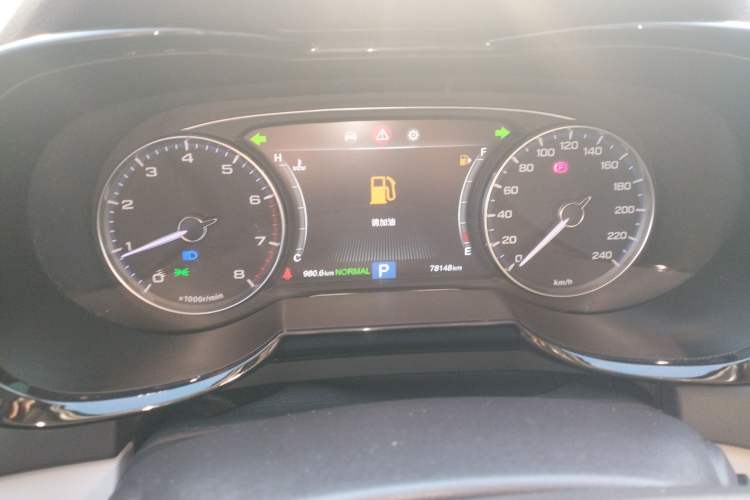 Used GAC Trumpchi GS8 2017 320T Two-Wheel Drive Luxury Smart Connectivity Version (7 Seats)
