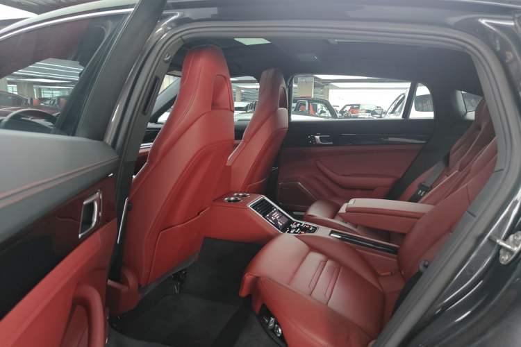 Used Porsche Panamera 2019 Panamera Executive Long Wheelbase 2.9T Left Rear Seat