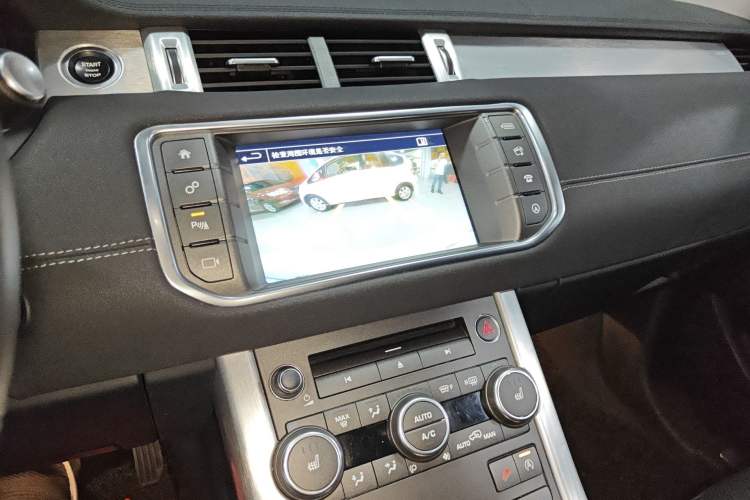 Used Land Rover Range Evoque 2016 2.0T SE PLUS Smart Enjoyment Edition Audio And AC Panel