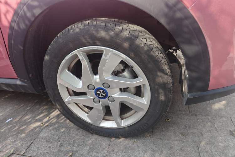 Used BAIC New Energy EC3 2019 Dynamic Edition Right Front Wheel Hub