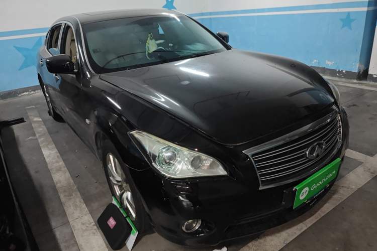 Used Infiniti M Series 2012 M25L Comfort Edition Front Right 45 Deg
