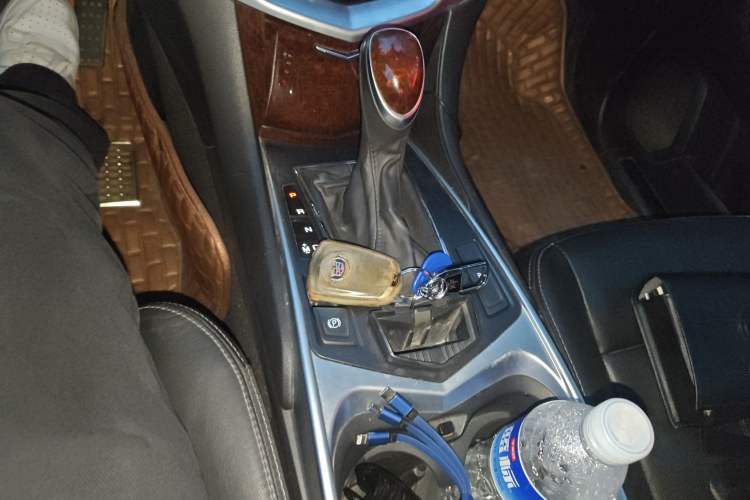 Used Cadillac SRX 2015 3.0L Elite Model