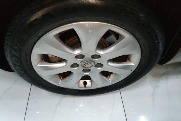 Used Buick Regal 2015 1.6T Elite Tech Model Exterior 5