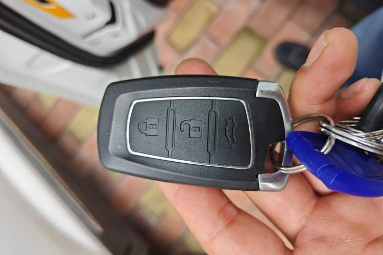 Used FORTHING T5 2020 1.5T Automatic Luxury Model China VI Standard Vehicle Key