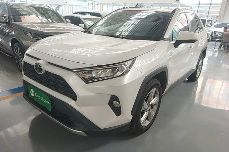 Used Toyota RAV4 2021 2.0L CVT Two-Wheel Drive Fashion PLUS Edition