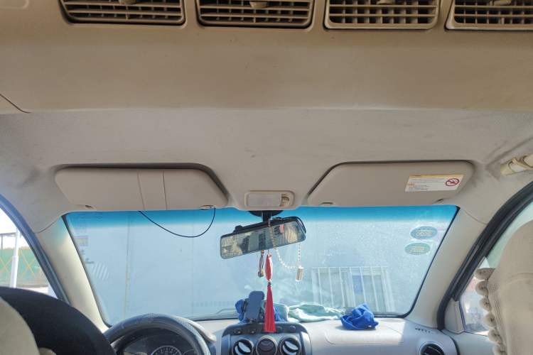 Used Wuling Hongguang 2014 1.2L Standard Model China IV