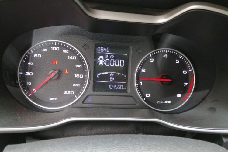 Used MG ZS 2017 1.5L Manual Deluxe Internet Edition Instrument Cluster