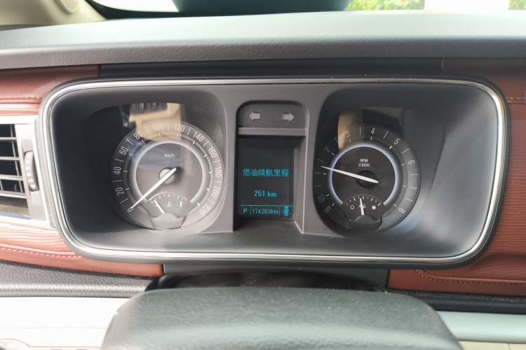 Used Buick GL8 2017 25S Comfort Version China V Standard Instrument Cluster