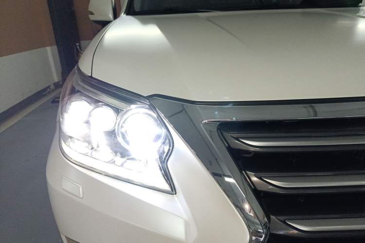 Used Lexus GX 2014 400 Prestige Edition Right Front Headlight