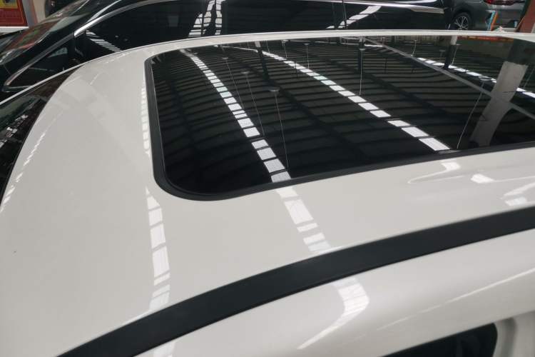 Used GAC Trumpchi M6 2021 270T DCT Prestige Edition (7-seater) Roof