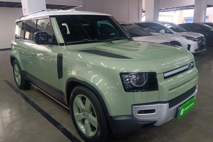 Used Land Rover Defender 2023 110 3.0T P400 75th Anniversary Legend Edition Front Right 45 Deg