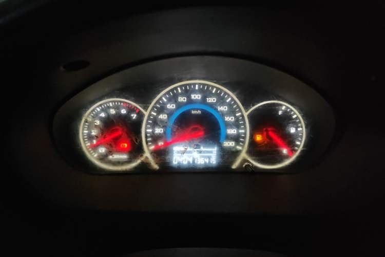 Used Wuling Rongguang V 2015 1.5L Standard Version