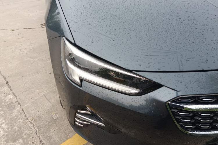 Used Buick Regal 2020 552T Luxury Version Right Front Headlight