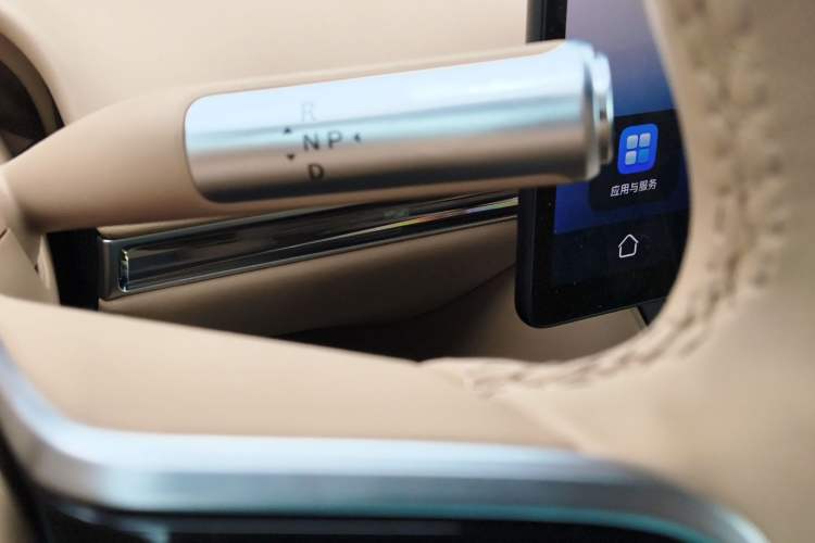 Used Hima Luxeed R7 2024 All-Electric 667 km Max