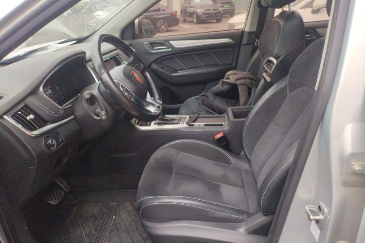 Used Roewe RX5 New Energy 2017 eRX5 50T Hybrid Connected Prestige Flagship Edition Left Front Seat