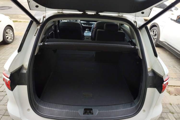 Used BYD Song Pro New Energy 2019 EV High-Power Long-Range Flagship Model Trunk